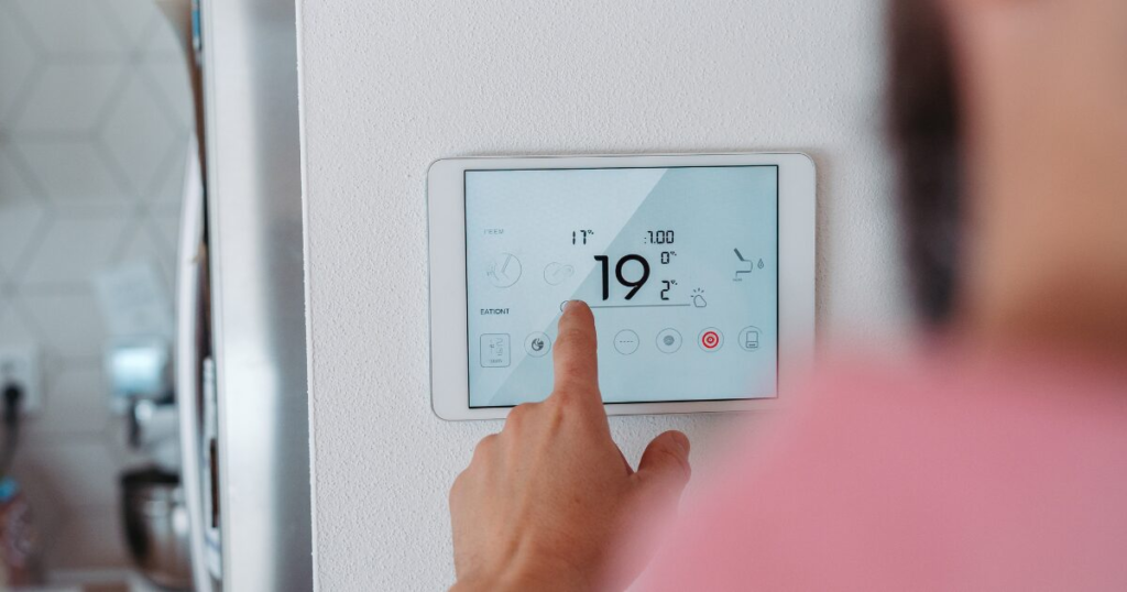 Adjust-Your-Thermostat-Thoughtfully-to-lower-electric-bill.webp